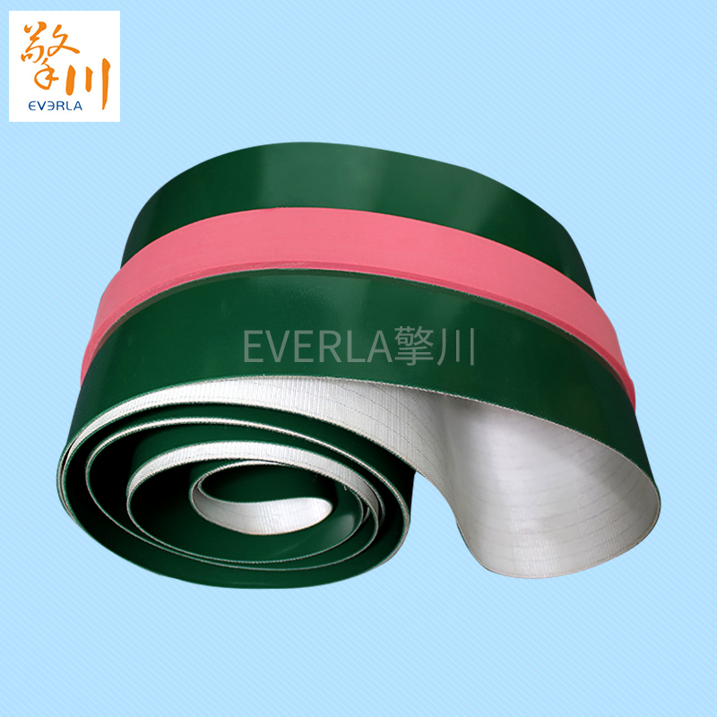 綠色pvc<a href='http://www.m.szfulaite.com/shusongdai/' target='_blank'><u>輸送帶</u></a>表面加紅色橡膠條